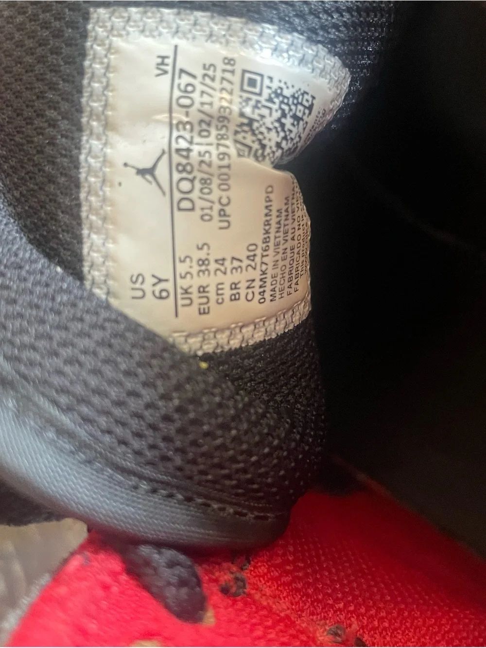 Jordan Kids Mid-Top Sneakers in Black and Red